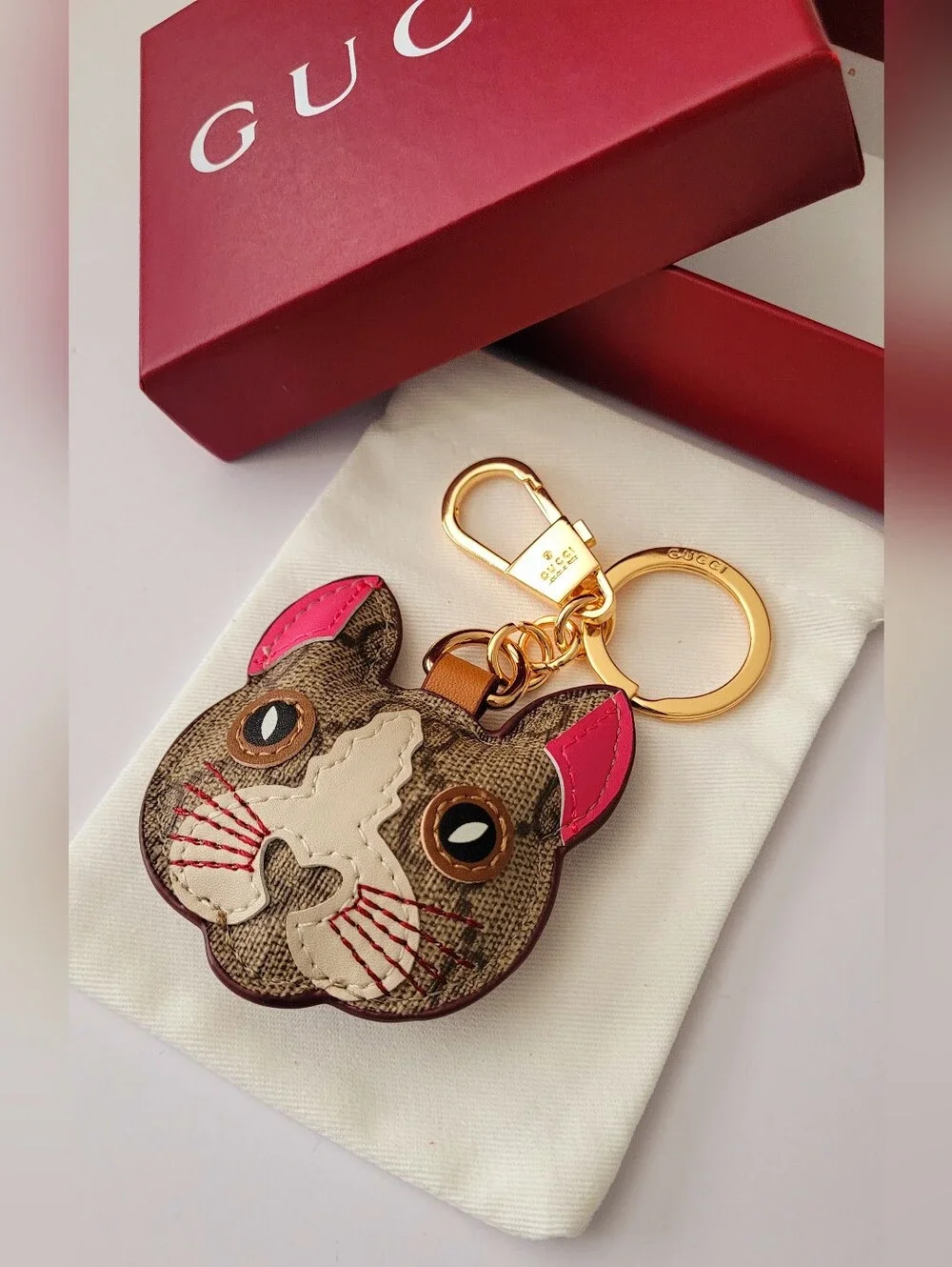 🇮🇹 Gucci Brown & Pink✨️ Cat Face Keyring✨️ with Gold Hardware🇮🇹